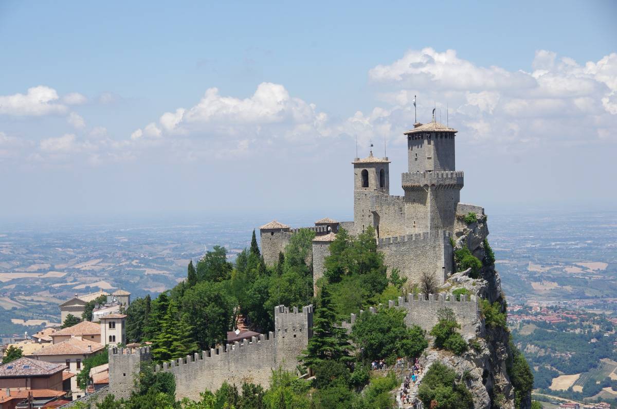 Tour di San Marino tra storia e leggenda